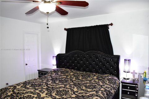 House in Sunrise, Florida 3 bedrooms, 142.7 sq.m. № 1804468 - photo 30