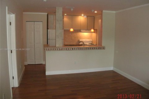 Condominio en venta en Tamarac, Florida, 1 dormitorio, 51.1 m2 № 1875682 - foto 3