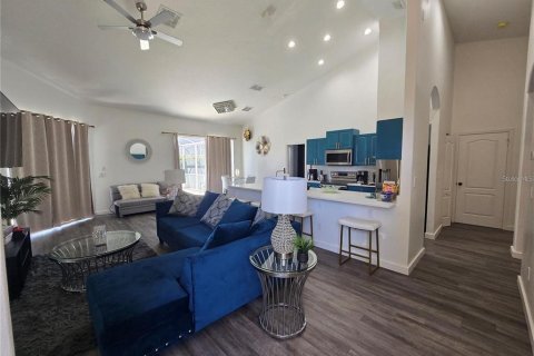 Touwnhouse à vendre à Davenport, Floride: 3 chambres, 127.55 m2 № 2167677 - photo 3