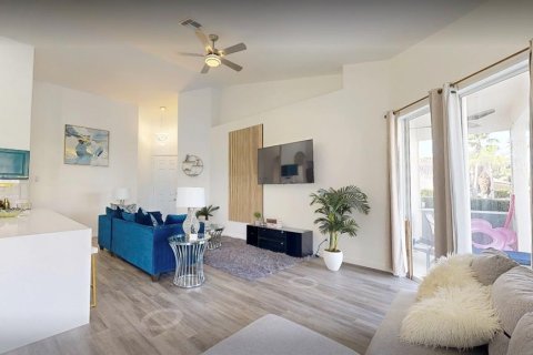 Touwnhouse à vendre à Davenport, Floride: 3 chambres, 127.55 m2 № 2167677 - photo 4
