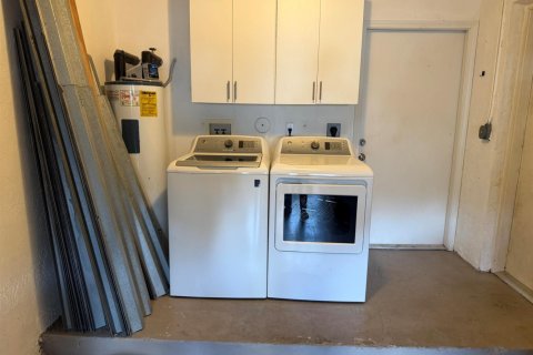Townhouse in Tamarac, Florida 3 bedrooms, 151.99 sq.m. № 2378757 - photo 26