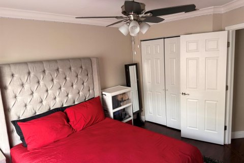 Townhouse in Tamarac, Florida 3 bedrooms, 151.99 sq.m. № 2378757 - photo 21