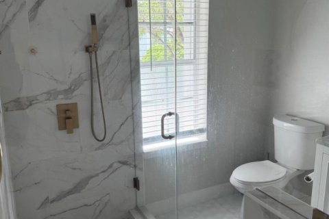 Townhouse in Tamarac, Florida 3 bedrooms, 151.99 sq.m. № 2378757 - photo 19