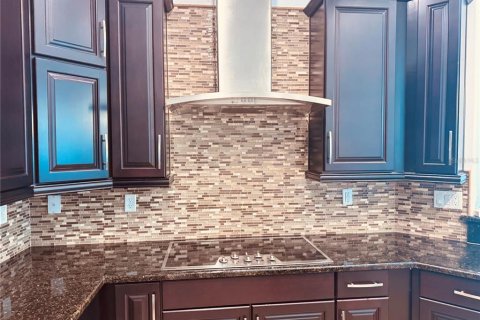 Casa en venta en Sorrento, Florida, 4 dormitorios, 290.88 m2 № 1025440 - foto 9