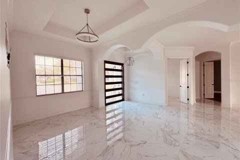 Casa en venta en Sorrento, Florida, 4 dormitorios, 290.88 m2 № 1025440 - foto 3