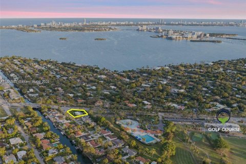 Casa en venta en Miami Shores, Florida, 3 dormitorios, 190.08 m2 № 1950330 - foto 19