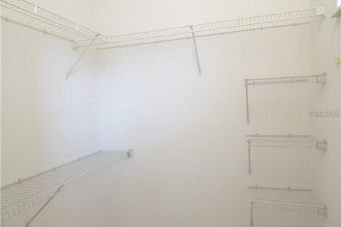 Townhouse in Orlando, Florida 2 bedrooms, 111.67 sq.m. № 2221018 - photo 20