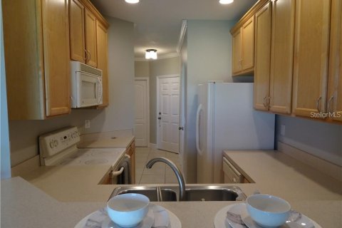 Townhouse in Orlando, Florida 2 bedrooms, 111.67 sq.m. № 2221018 - photo 8