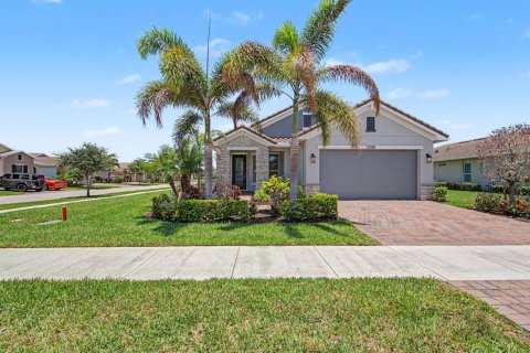 House in Port St. Lucie, Florida 2 bedrooms, 162.3 sq.m. № 2188440 - photo 4