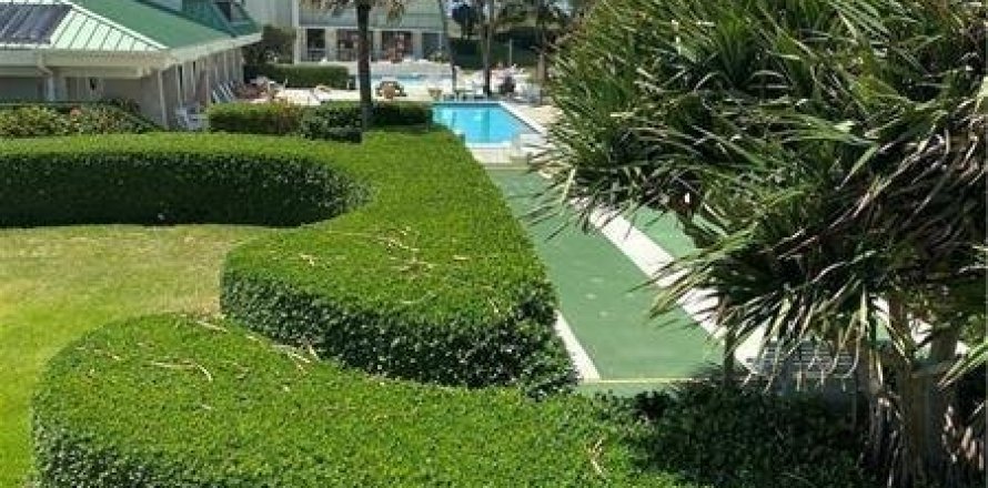 Condo in Jensen Beach, Florida, 2 bedrooms № 1049852