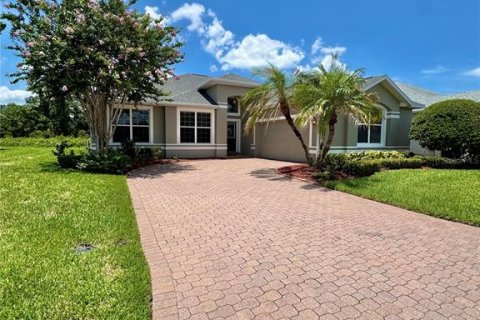 Villa ou maison à vendre à Winter Haven, Floride: 3 chambres, 169.36 m2 № 2210123 - photo 2