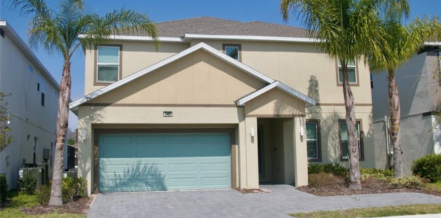 Villa ou maison à Kissimmee, Floride 8 chambres, 266.82 m2 № 1516078