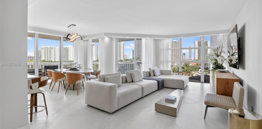 Condo in Aventura, Florida, 3 bedrooms  № 2020084