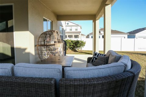 Casa en alquiler en Zephyrhills, Florida, 5 dormitorios, 280.66 m2 № 2092357 - foto 27