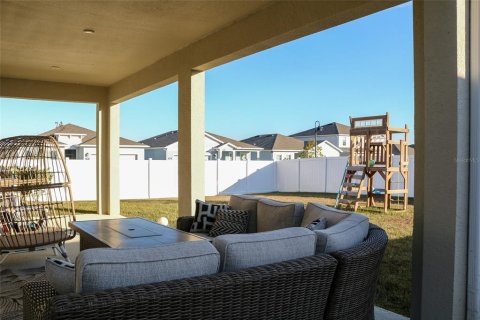 Casa en alquiler en Zephyrhills, Florida, 5 dormitorios, 280.66 m2 № 2092357 - foto 28