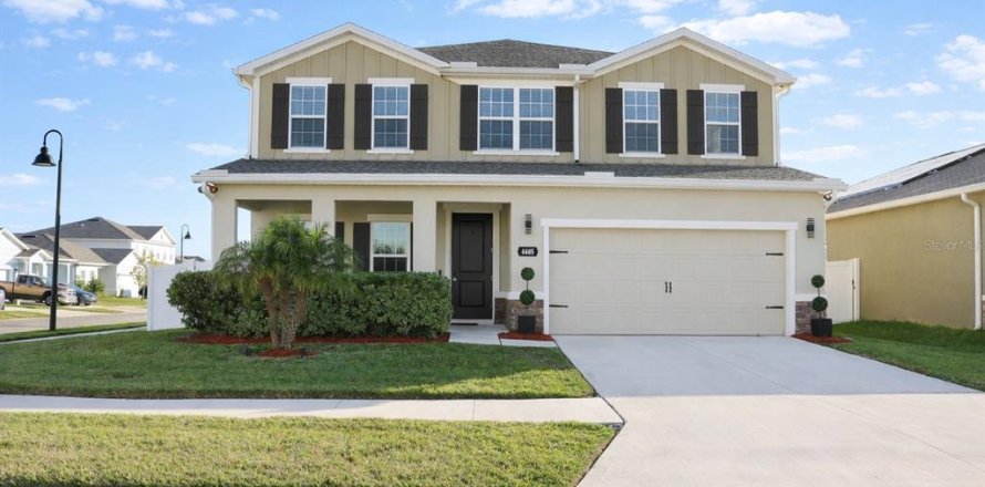 Casa en Zephyrhills, Florida 5 dormitorios, 280.66 m2 № 2092357