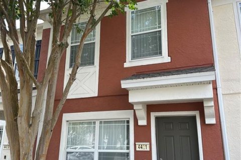 Townhouse in Ocala, Florida 2 bedrooms, 105.35 sq.m. № 1829985 - photo 1