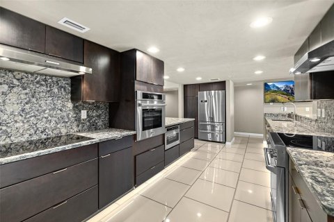 Copropriété à vendre à Daytona Beach, Floride: 4 chambres, 290.32 m2 № 1888508 - photo 20
