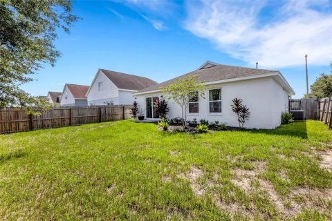 House in Davenport, Florida 3 bedrooms, 132.94 sq.m. № 1906538 - photo 29