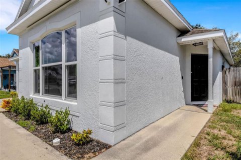 House in Davenport, Florida 3 bedrooms, 132.94 sq.m. № 1906538 - photo 3