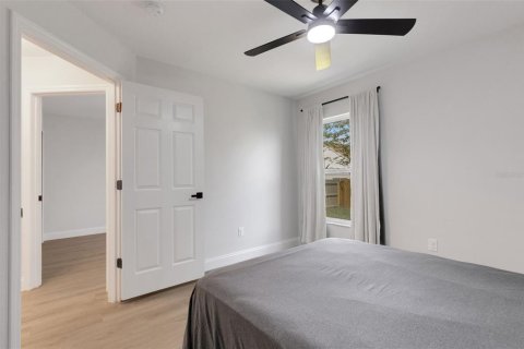 House in Davenport, Florida 3 bedrooms, 132.94 sq.m. № 1906538 - photo 19