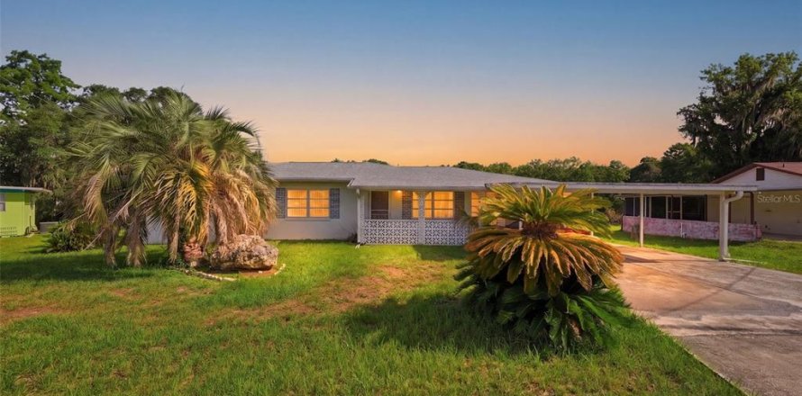 Casa en Inverness, Florida 3 dormitorios, 147.34 m2 № 2214204