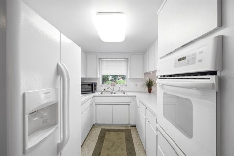 Casa en venta en Inverness, Florida, 3 dormitorios, 147.34 m2 № 2214204 - foto 12