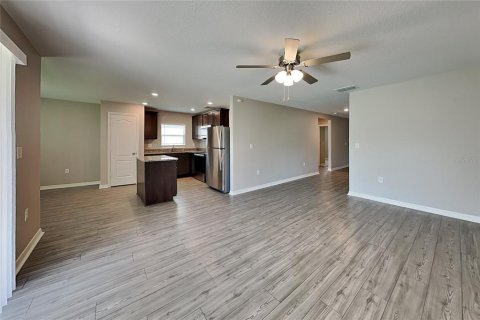 Villa ou maison à louer à Lakeland, Floride: 3 chambres, 130.16 m2 № 2418770 - photo 3