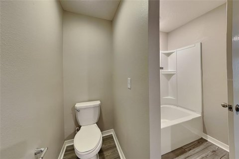Villa ou maison à louer à Lakeland, Floride: 3 chambres, 130.16 m2 № 2418770 - photo 11