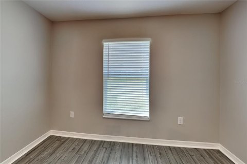 Villa ou maison à louer à Lakeland, Floride: 3 chambres, 130.16 m2 № 2418770 - photo 4