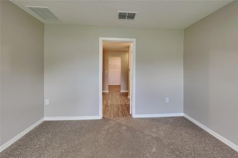 Villa ou maison à louer à Lakeland, Floride: 3 chambres, 130.16 m2 № 2418770 - photo 8