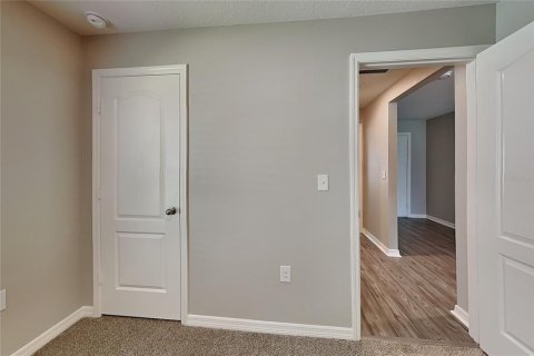 Villa ou maison à louer à Lakeland, Floride: 3 chambres, 130.16 m2 № 2418770 - photo 13