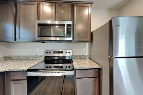 Villa ou maison à louer à Lakeland, Floride: 3 chambres, 130.16 m2 № 2418770 - photo 7