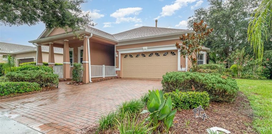 House in Groveland, Florida 2 bedrooms, 167.97 sq.m. № 1835118