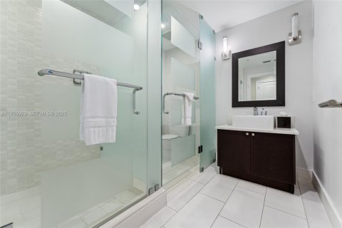 Copropriété à vendre à Doral, Floride: 3 chambres, 192.31 m2 № 2154775 - photo 9