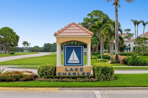 Villa ou maison à vendre à Port St. Lucie, Floride: 3 chambres, 220.46 m2 № 2352545 - photo 6