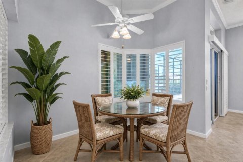 Villa ou maison à vendre à Port St. Lucie, Floride: 3 chambres, 220.46 m2 № 2352545 - photo 13