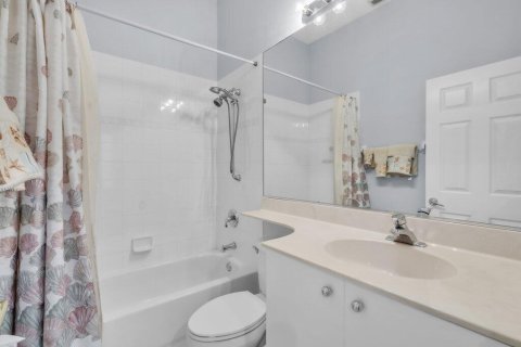 Villa ou maison à vendre à Port St. Lucie, Floride: 3 chambres, 220.46 m2 № 2352545 - photo 30