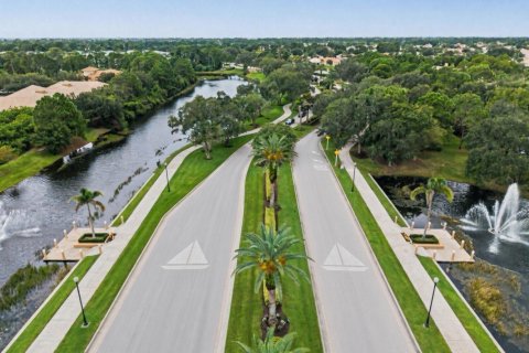 Villa ou maison à vendre à Port St. Lucie, Floride: 3 chambres, 220.46 m2 № 2352545 - photo 5