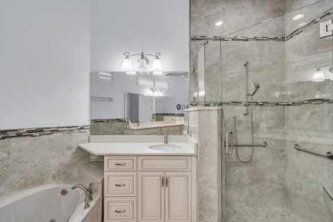 Villa ou maison à vendre à Port St. Lucie, Floride: 3 chambres, 220.46 m2 № 2352545 - photo 21