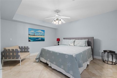 Condominio en venta en Daytona Beach Shores, Florida, 3 dormitorios, 229.93 m2 № 2279996 - foto 11