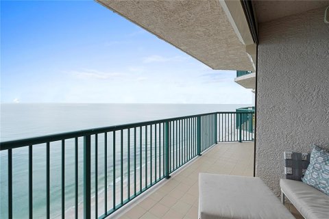 Condominio en venta en Daytona Beach Shores, Florida, 3 dormitorios, 229.93 m2 № 2279996 - foto 30