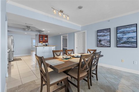Condominio en venta en Daytona Beach Shores, Florida, 3 dormitorios, 229.93 m2 № 2279996 - foto 15
