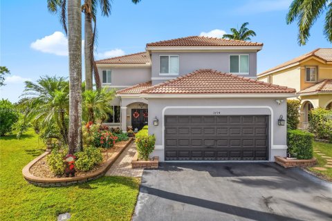 Casa en venta en Weston, Florida, 5 dormitorios, 248.23 m2 № 1966068 - foto 2