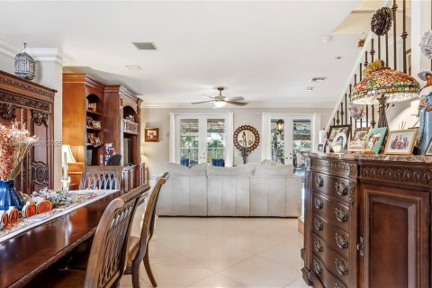 Casa en venta en Weston, Florida, 5 dormitorios, 248.23 m2 № 1966068 - foto 6