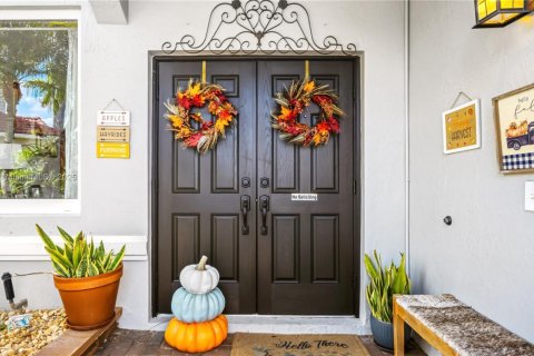 Casa en venta en Weston, Florida, 5 dormitorios, 248.23 m2 № 1966068 - foto 4