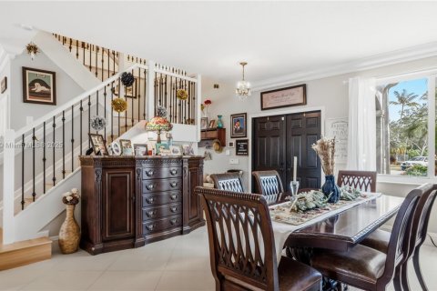 Casa en venta en Weston, Florida, 5 dormitorios, 248.23 m2 № 1966068 - foto 9