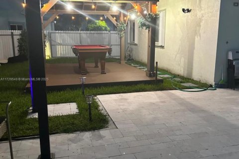 Casa en alquiler en Homestead, Florida, 4 dormitorios, 163.69 m2 № 1934765 - foto 5