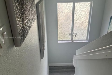 Casa en alquiler en Homestead, Florida, 4 dormitorios, 163.69 m2 № 1934765 - foto 22