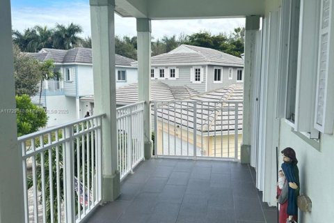 Casa en alquiler en Homestead, Florida, 4 dormitorios, 163.69 m2 № 1934765 - foto 16